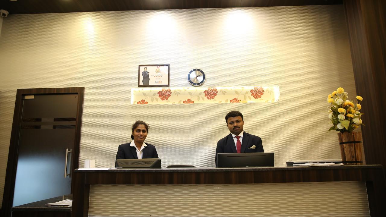 Hotel Venkat Presidency Bangalore Eksteriør billede