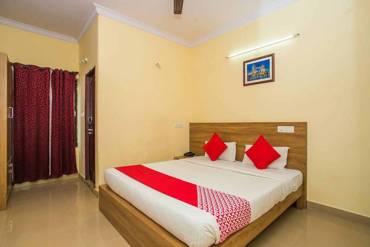 Hotel Venkat Presidency Bangalore Eksteriør billede