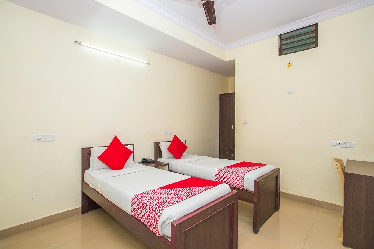 Hotel Venkat Presidency Bangalore Eksteriør billede